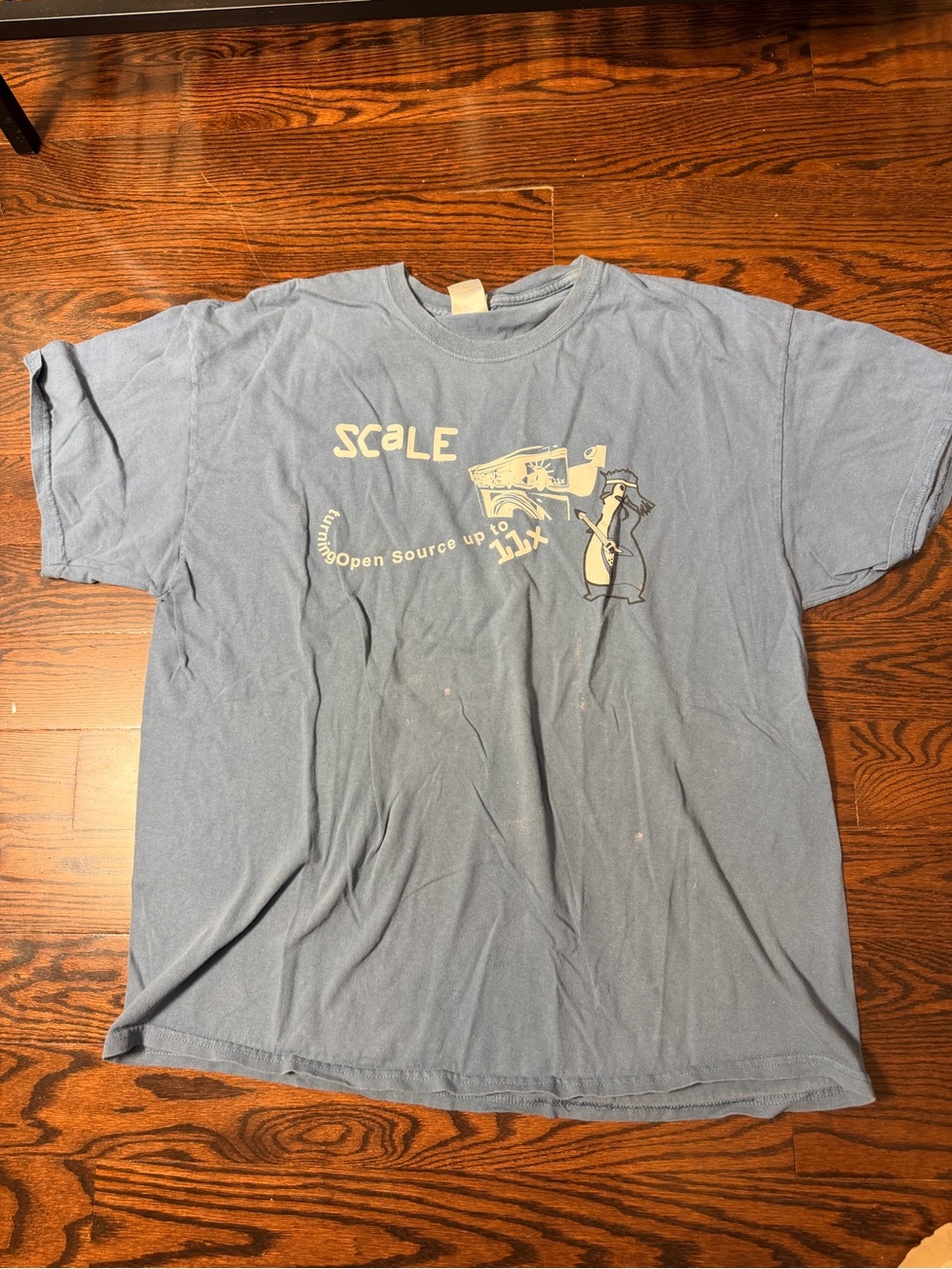 Gildan Slate Light Blue Graphic Crewneck Tee “turning Open Source up to 11x “ XL
